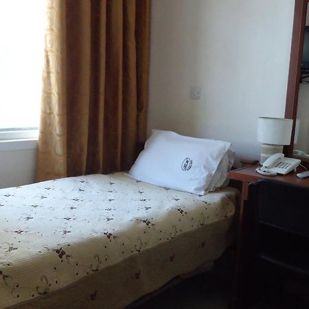Rainbow Hotel Dar es Salaam Room photo