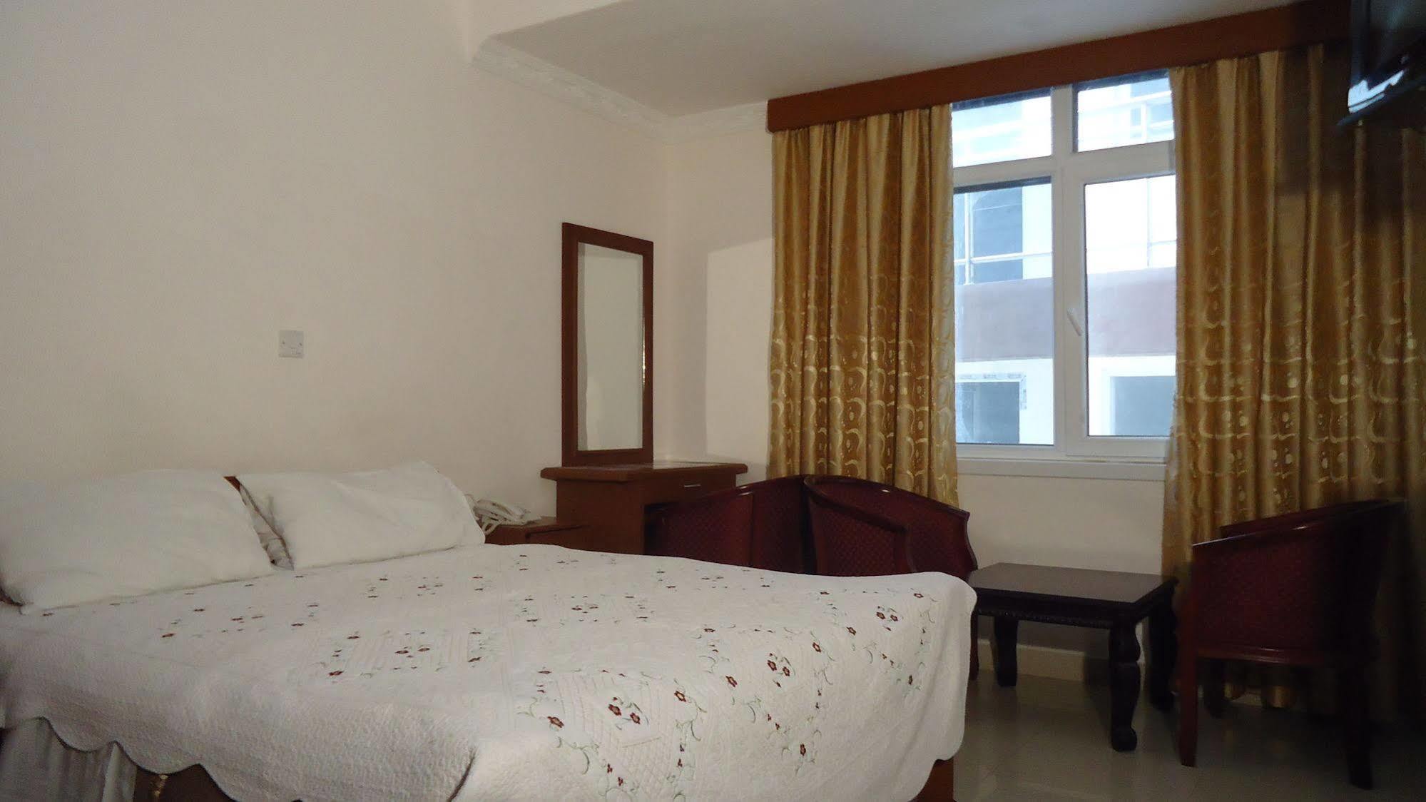 Rainbow Hotel Dar es Salaam Exterior photo